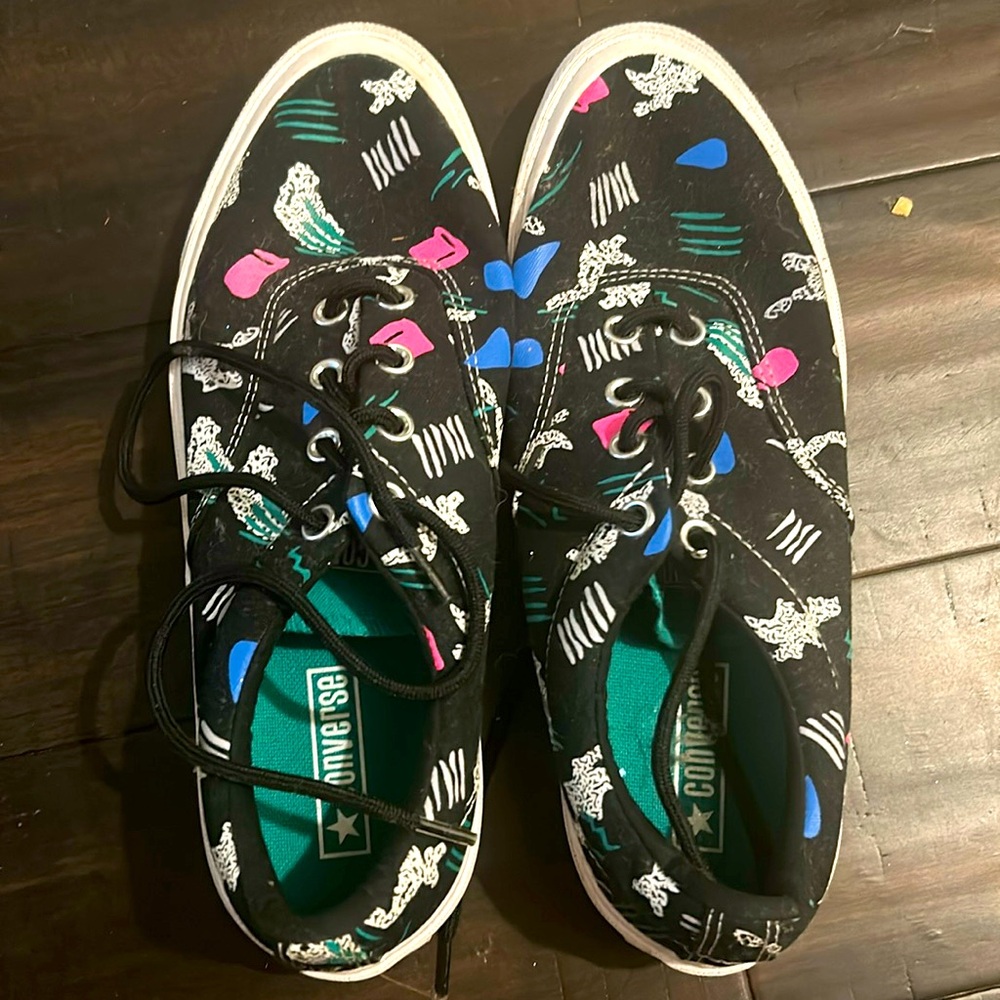 Converses low top 💜💙❤️